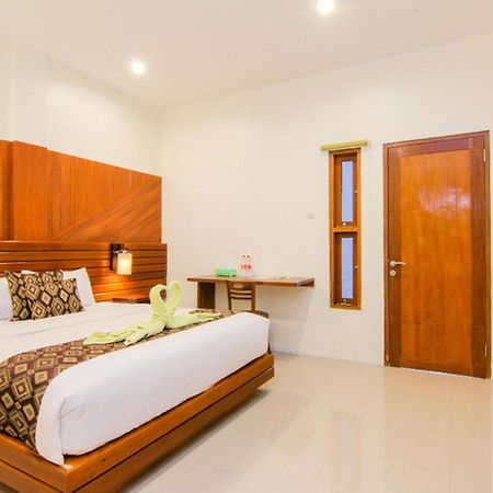 S5 Guest House Yogyakarta Exterior photo