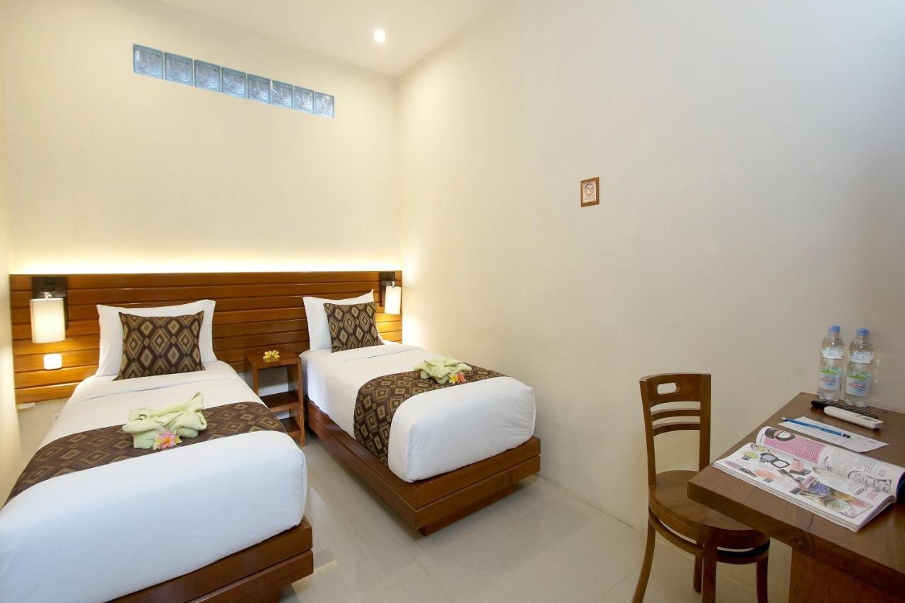 S5 Guest House Yogyakarta Exterior photo